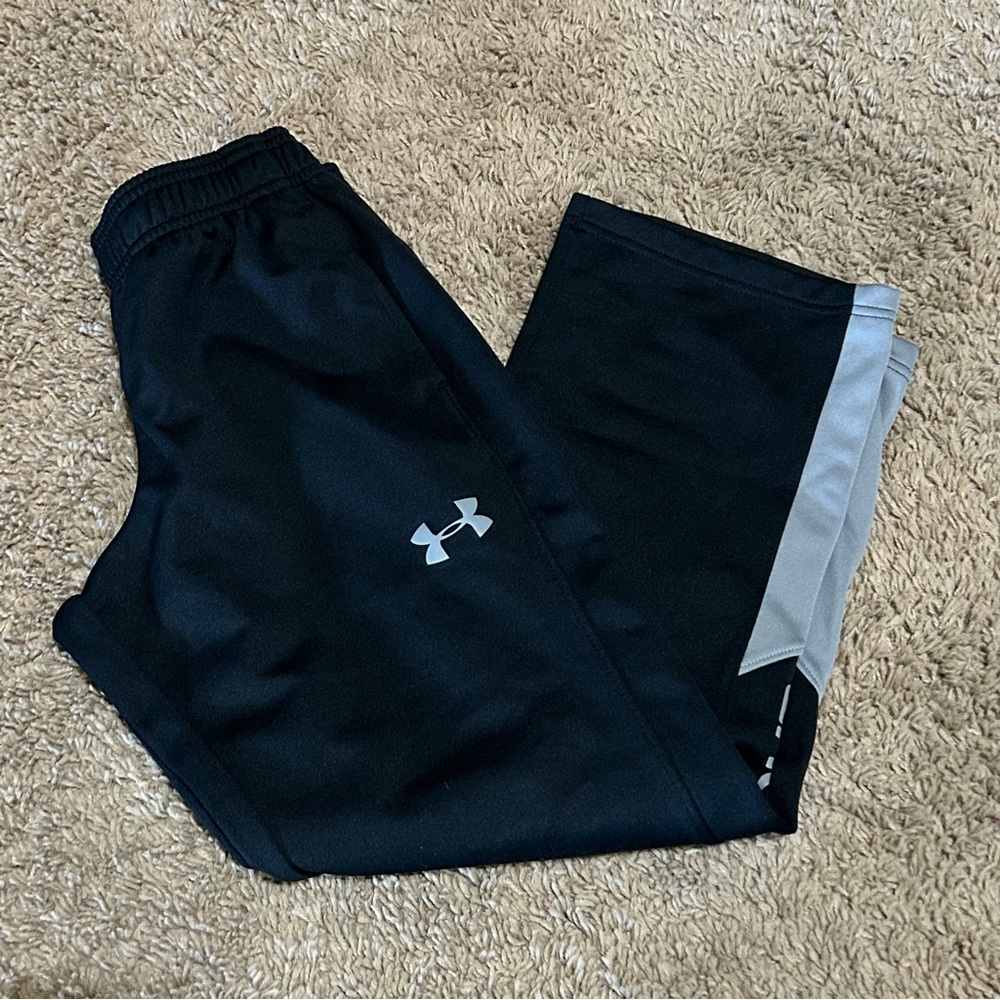 Under Armour Black and Gray Sweatpants Boys Youth Small